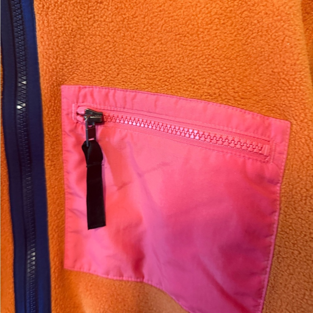 Patagonia Colorful Fleece Jacket with Pink Pocket - Picture 5 of 6